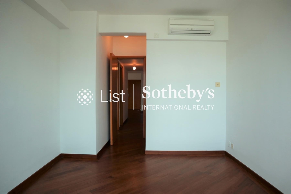 80 Robinson Road 羅便臣道80號 | Master Bedroom