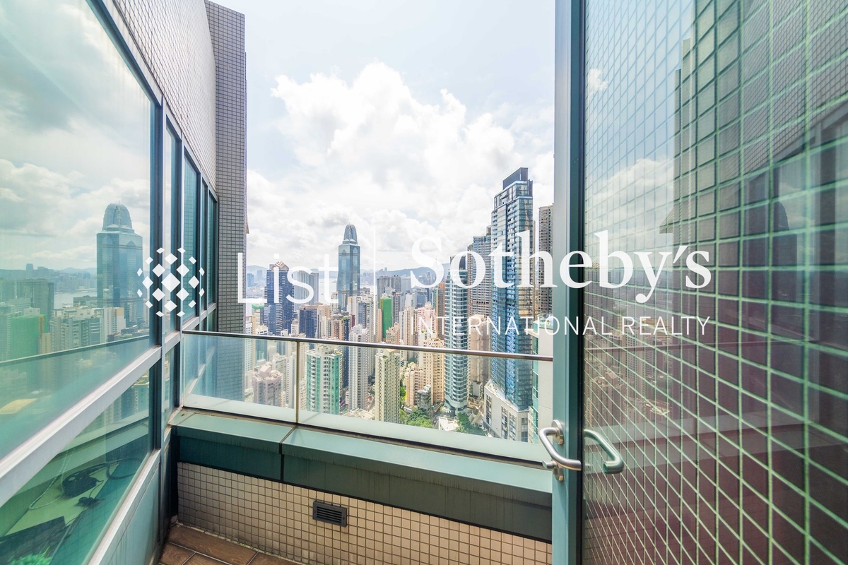 80 Robinson Road 羅便臣道80號 | Balcony off Second En-suite Bedroom