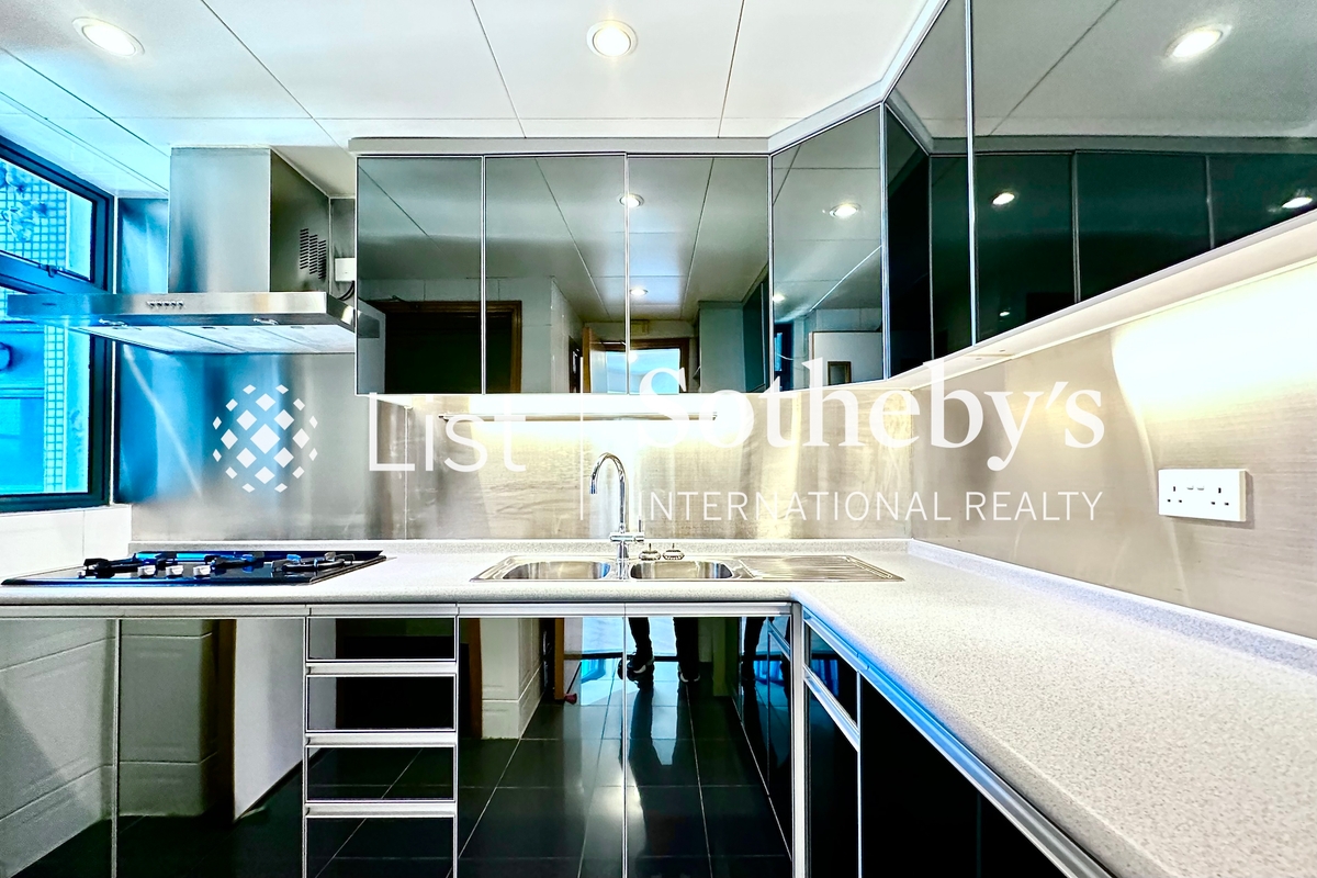 80 Robinson Road 罗便臣道80号 | Kitchen