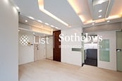80 Robinson Road 罗便臣道80号 | Living and Dining Room