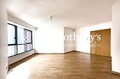 80 Robinson Road 羅便臣道80號 | Living and Dining Room
