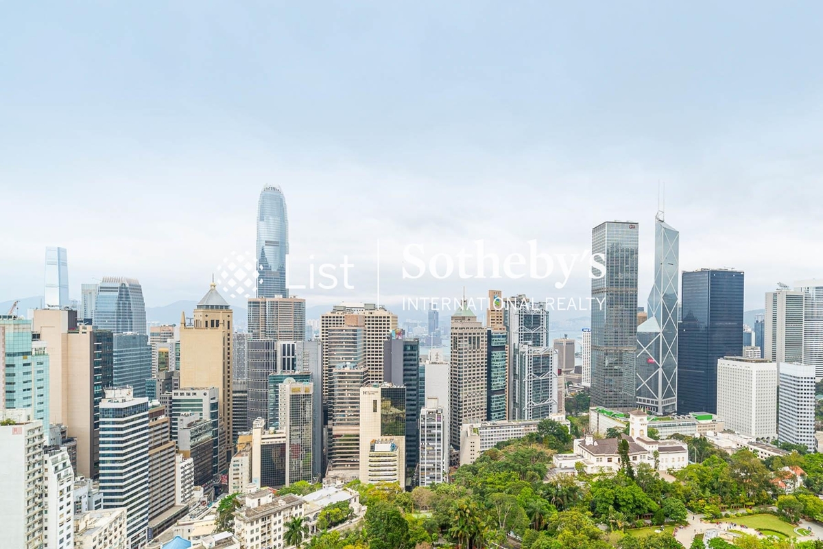 The Albany 雅賓利大廈 | View from Living and Dining Room