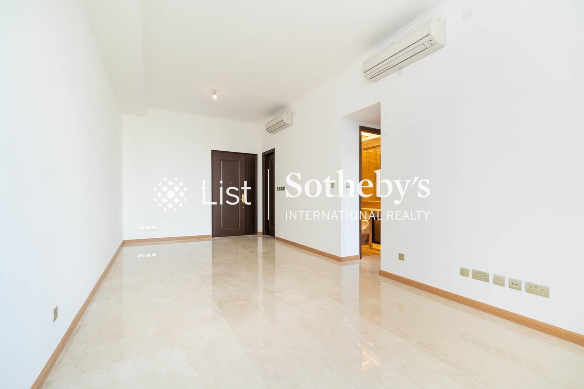 Wellesley 帝匯豪庭 | Living and Dining Room