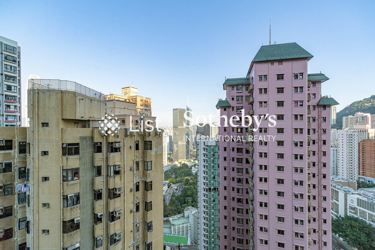 Wellesley 帝匯豪庭 | View from Living and Dining Room