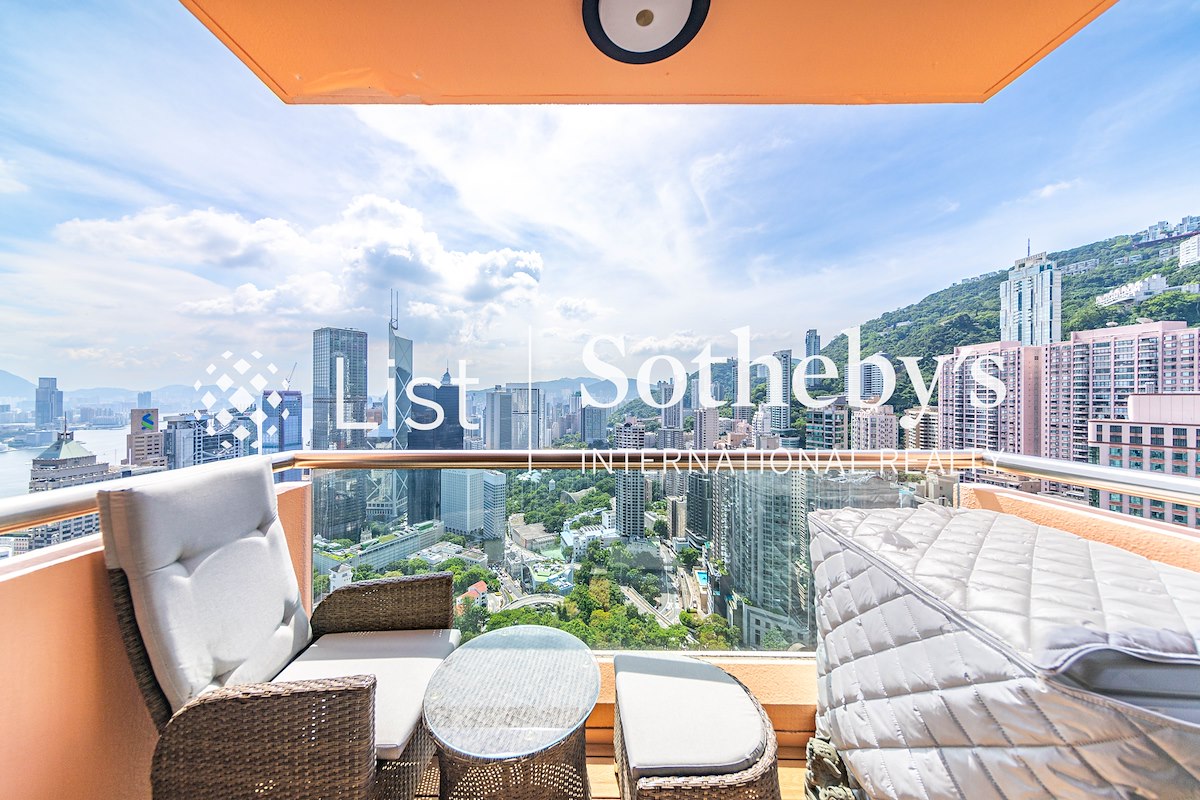 The Albany 雅賓利大廈 | Balcony off Living and Dining Room