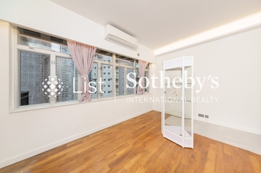 Cliffview Mansions 康苑 | 