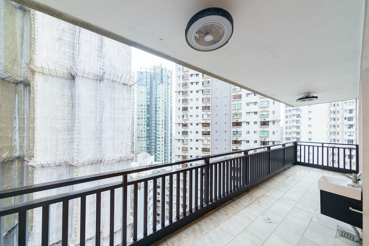 Cliffview Mansions 康苑 | Balcony off Living and Dining Room