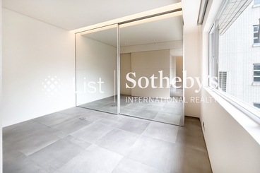 Cliffview Mansions 康苑 | 