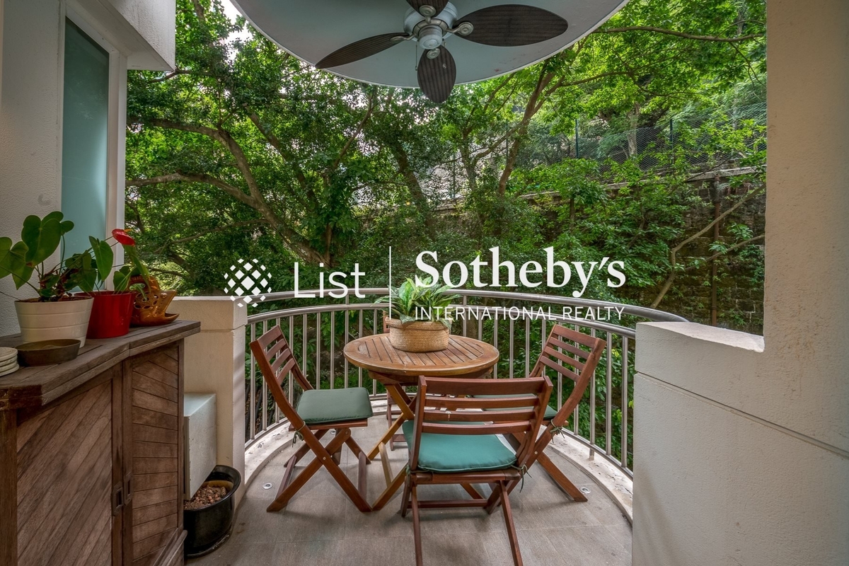 Botanic Terrace 芝蘭台 | Balcony off Living and Dining Room