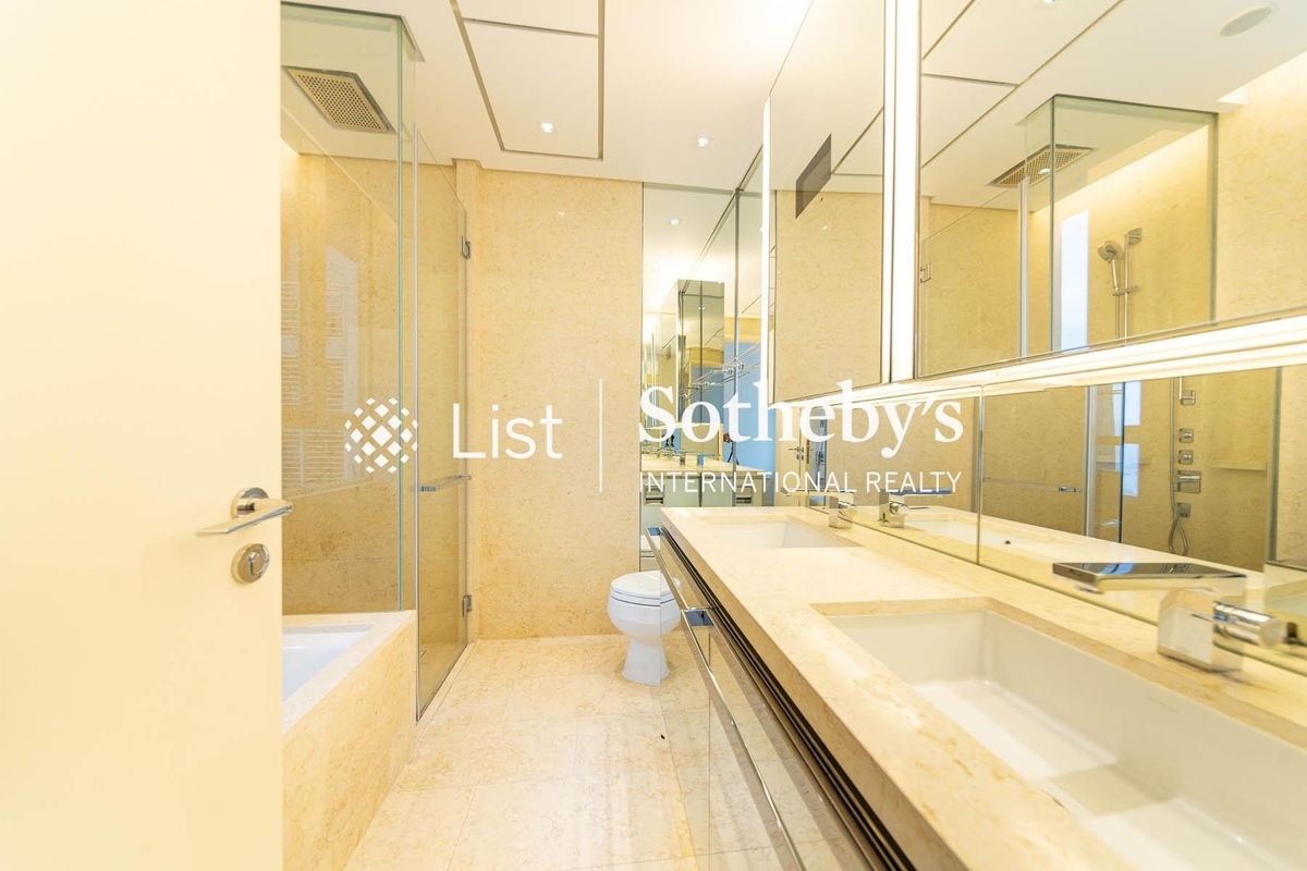 The Morgan 敦皓 | Master Bathroom