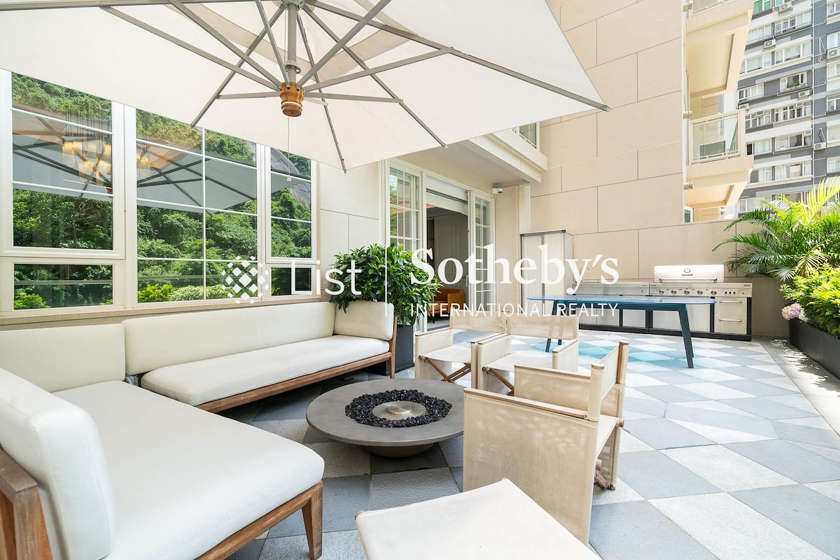 The Morgan 敦皓 | Private Terrace off Living and Dining Room