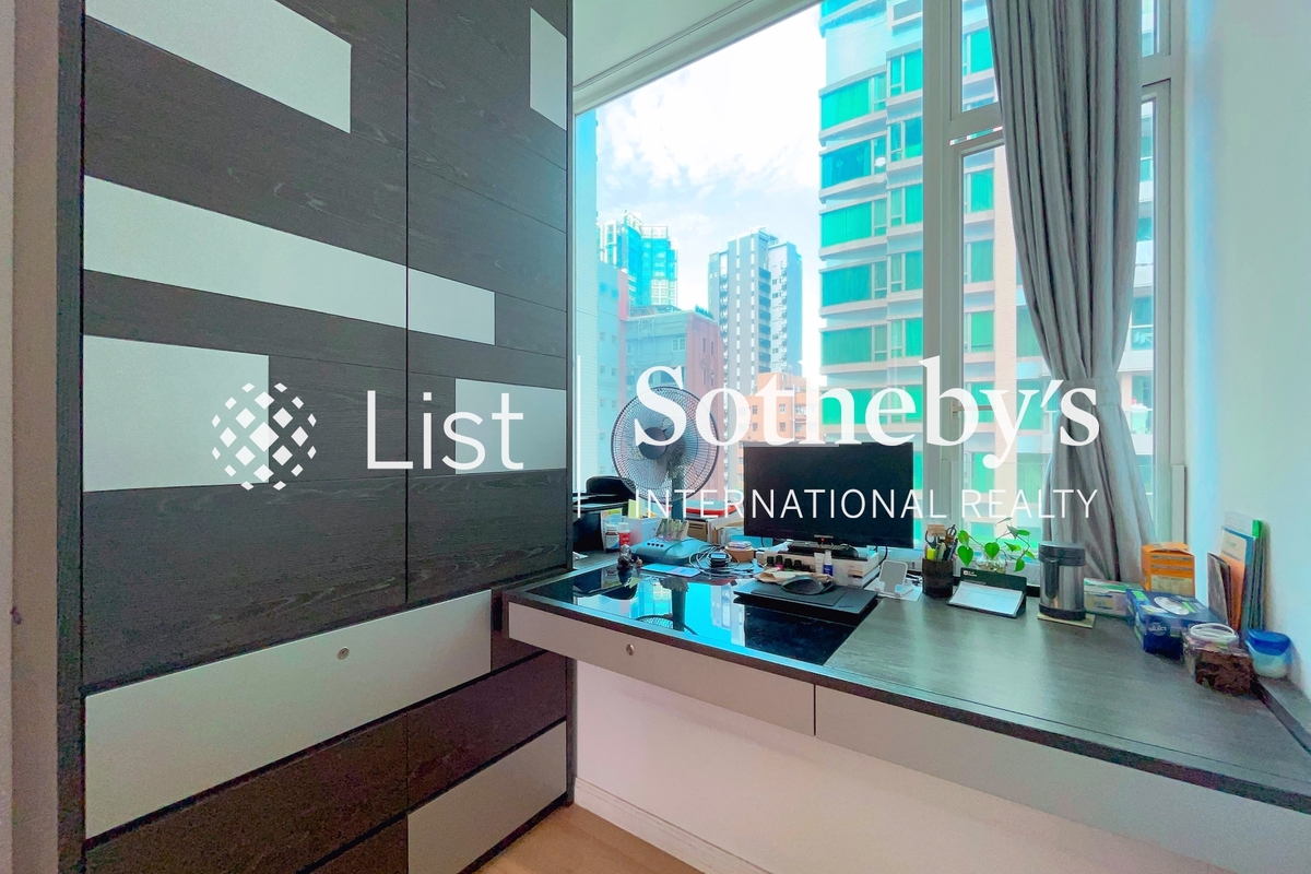 Conduit 18 Conduit 18 | Second Bedroom