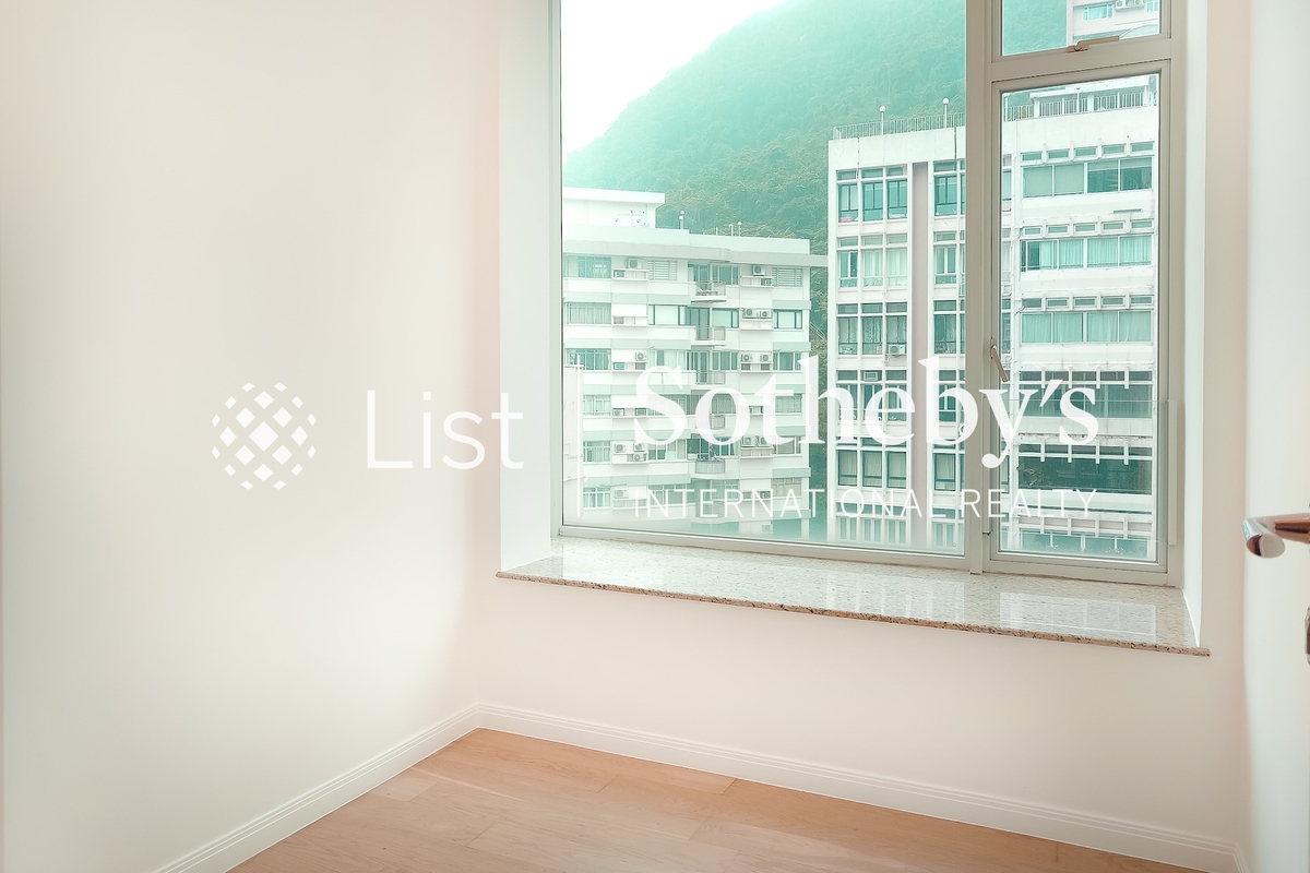 Conduit 18 Conduit 18 | Second Bedroom