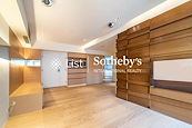 Seymour Place 信怡閣 | Living and Dining Room