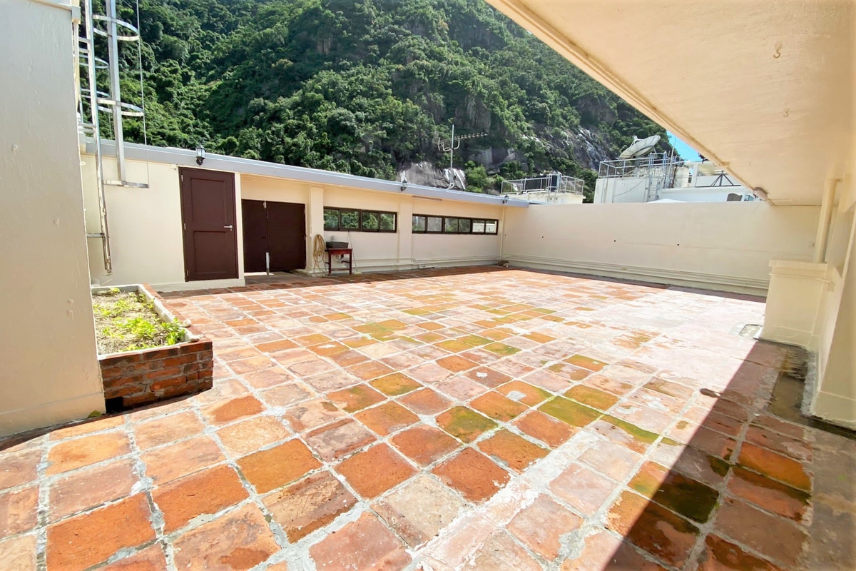 Pearl Gardens 明珠台 | Private Roof Terrace