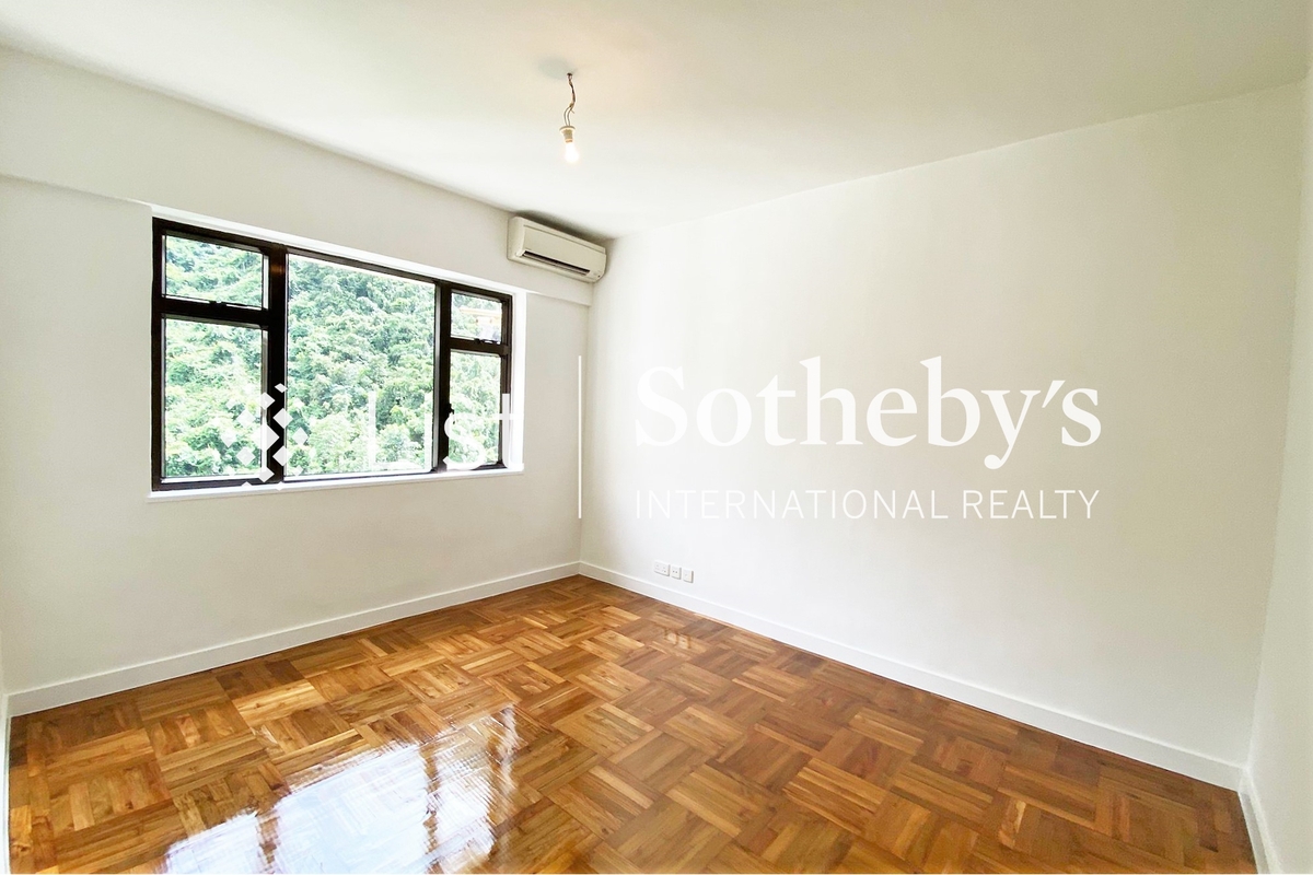 Pearl Gardens 明珠台 | Second Bedroom