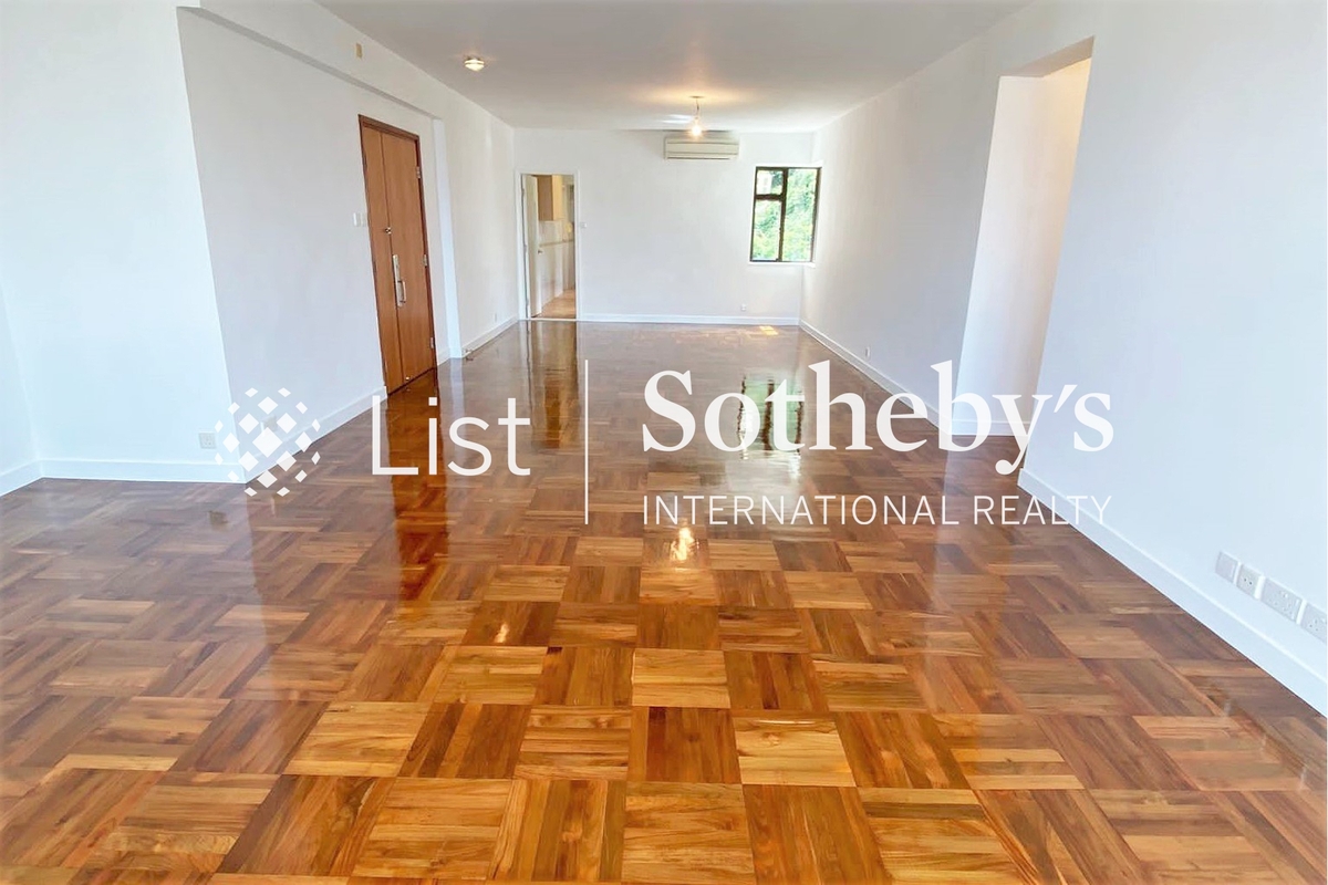 Pearl Gardens 明珠台 | Living and Dining Room