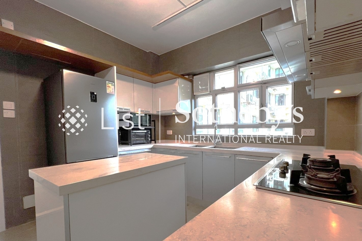 Pearl Gardens 明珠台 | Kitchen