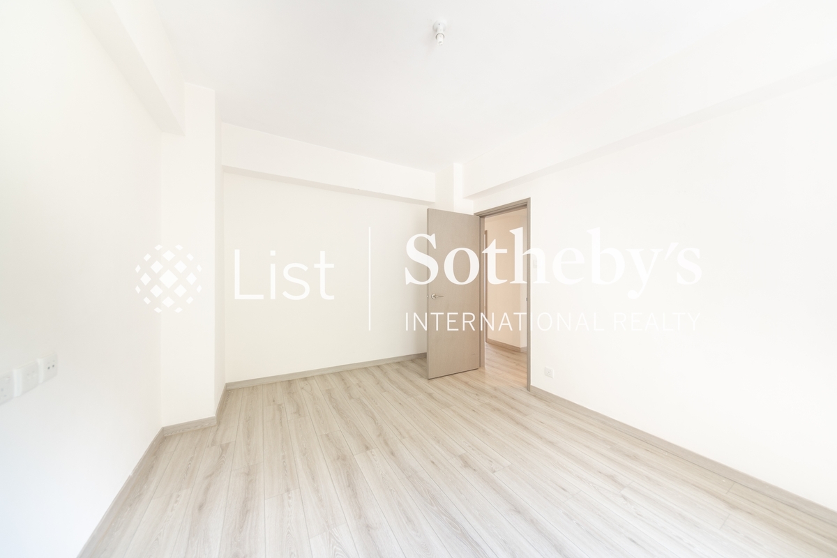 Pearl Gardens 明珠台 | Third Bedroom