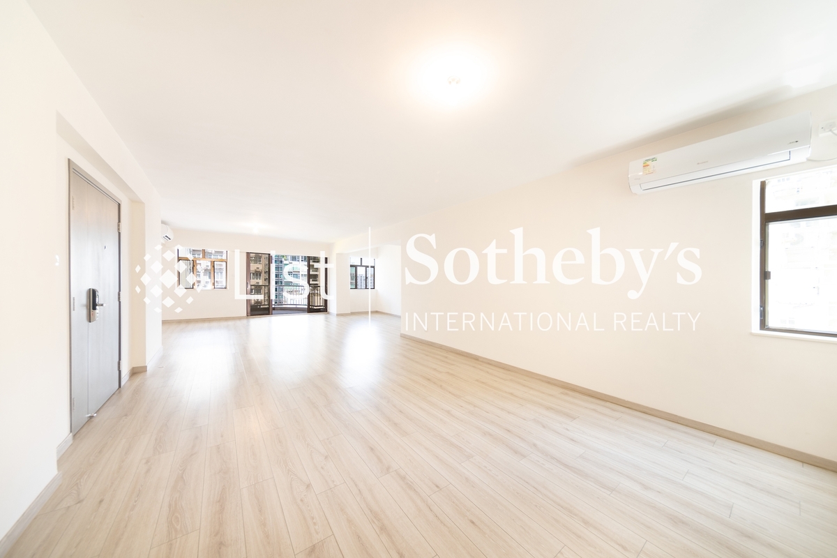 Pearl Gardens 明珠台 | Living Room