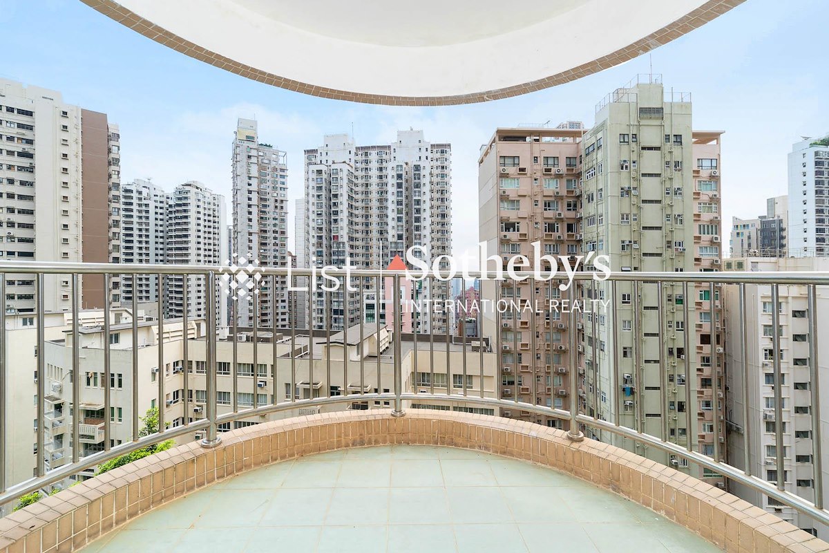Pearl Gardens 明珠台 | Balcony off Living and Dining Room