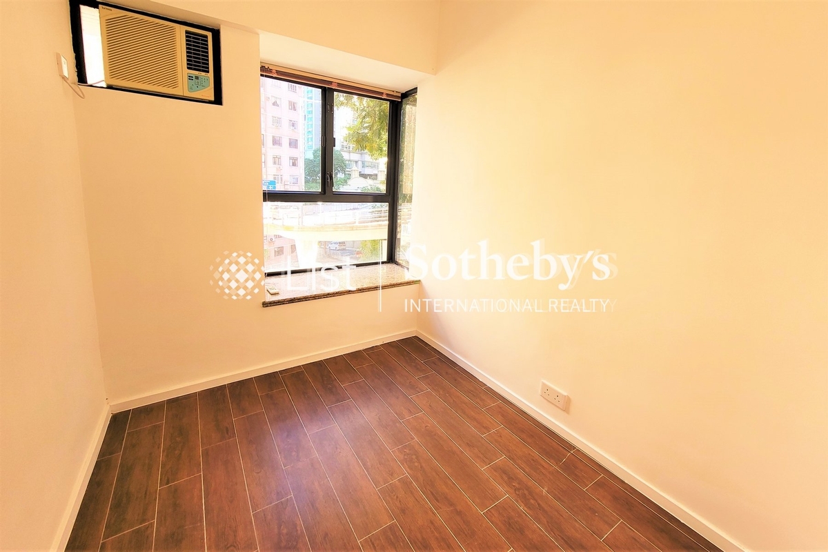 Primrose Court 蔚華閣 | Second Bedroom