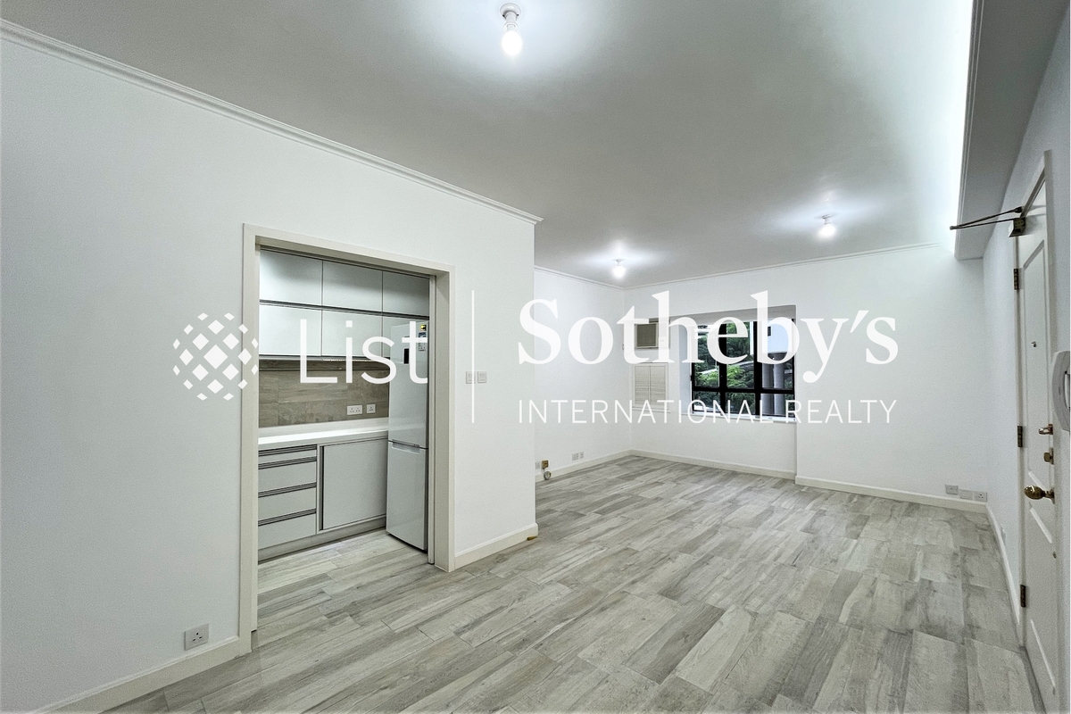 Robinson Heights 樂信臺 | Living and Dining Room