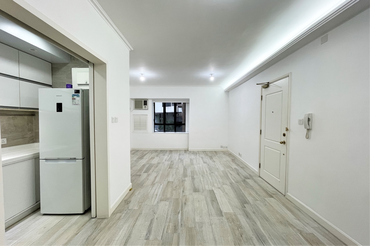 Robinson Heights 樂信臺 | Living and Dining Room