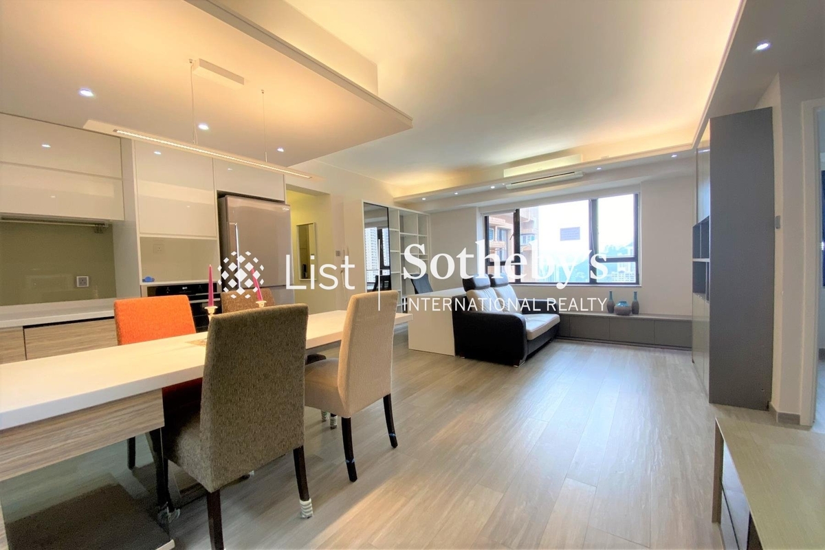 Robinson Heights 樂信臺 | Living and Dining Room