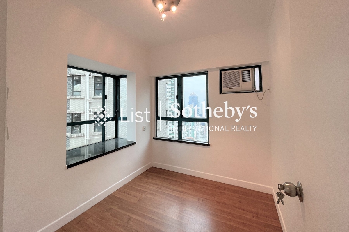 Prosperous Height 嘉富臺 | Second Bedroom