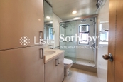 Flourish Court 殷榮閣 | Guest Bathroom