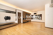 Flourish Court 殷榮閣 | Living and Dining Room