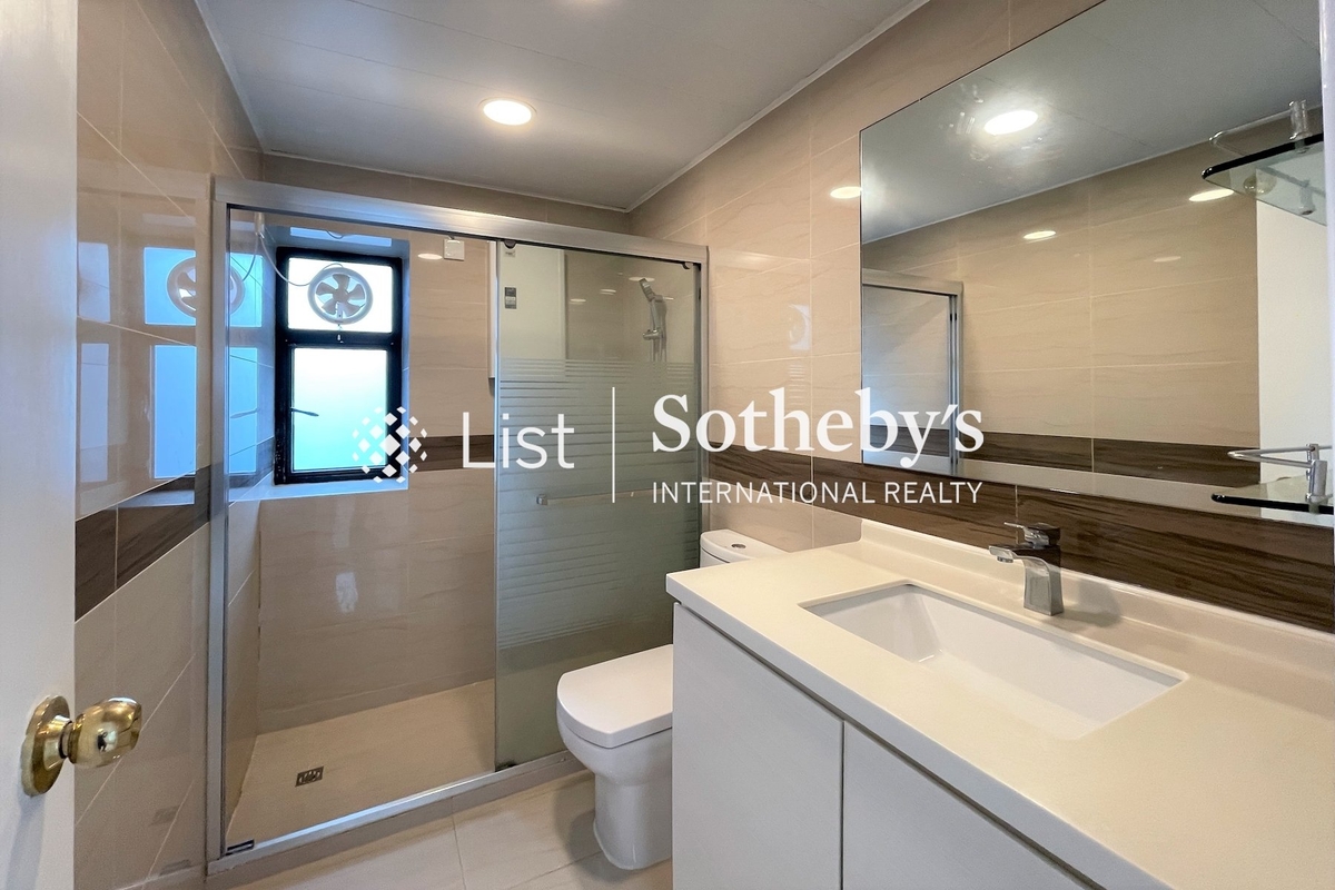 Flourish Court 殷榮閣 | Master Bathroom