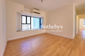 Flourish Court 殷榮閣 | Living and Dining Room