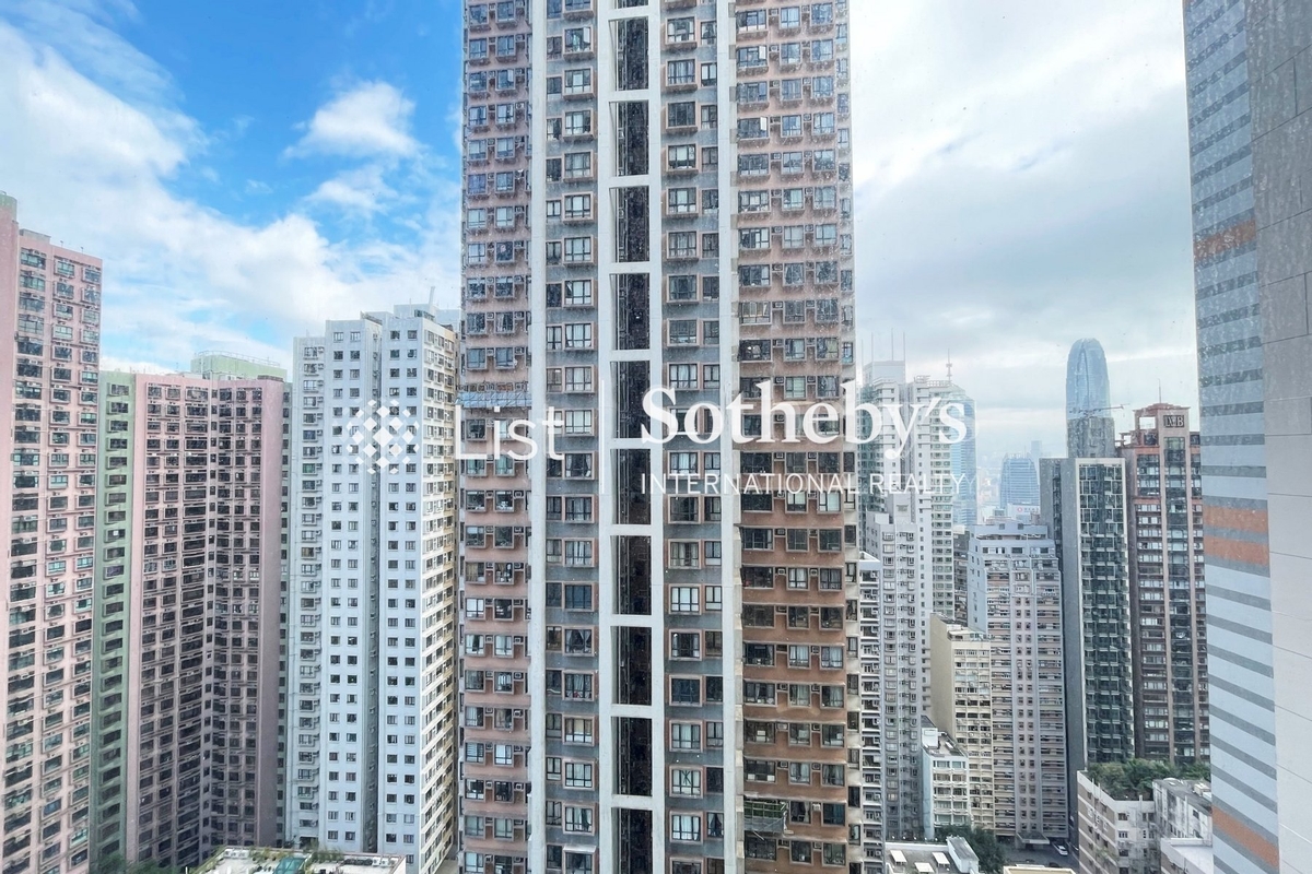 Scenecliff 承德山莊 | View from Living and Dining Room