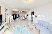 Skyview Cliff 華庭閣 | Living and Dining Room