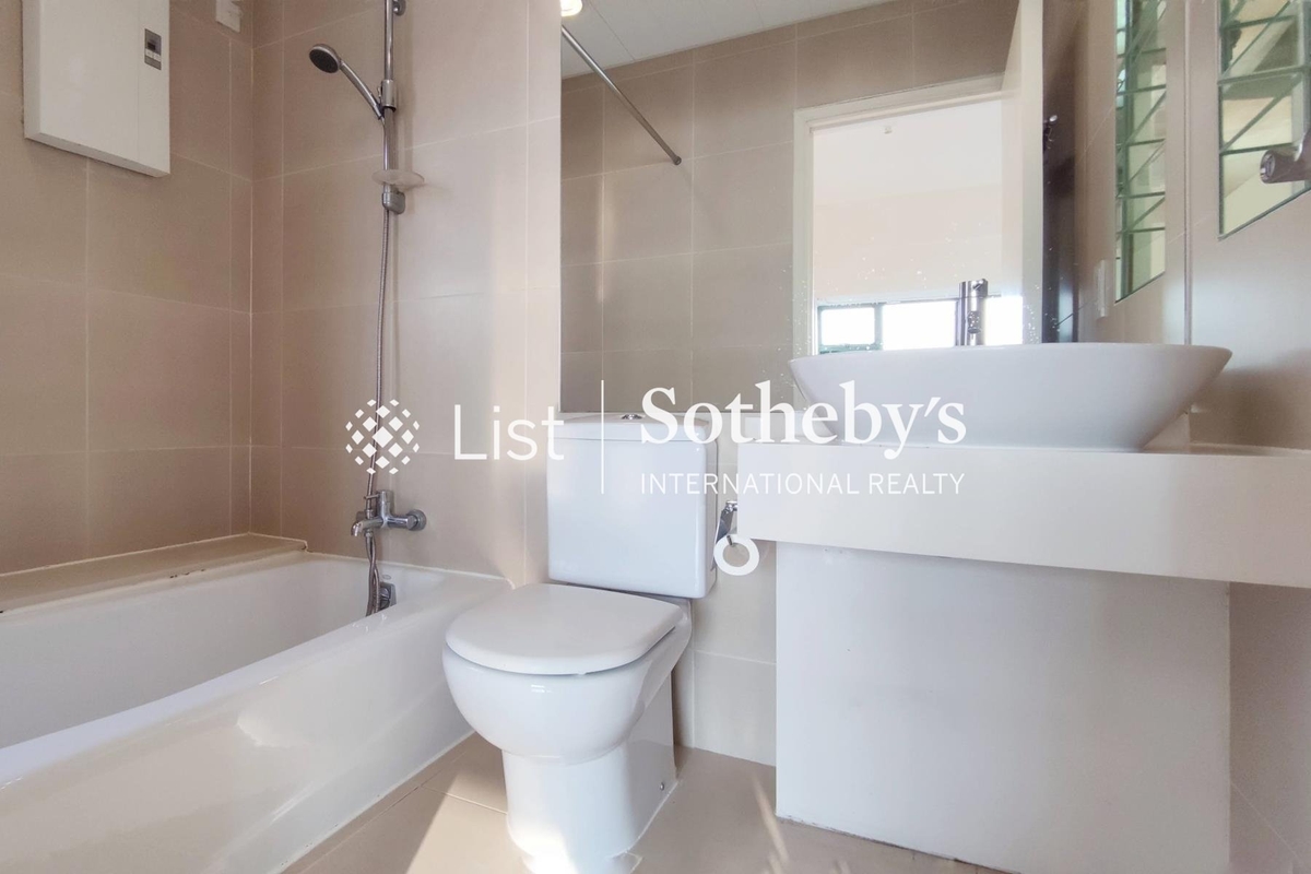 Robinson Place 雍景臺 | Master Bathroom