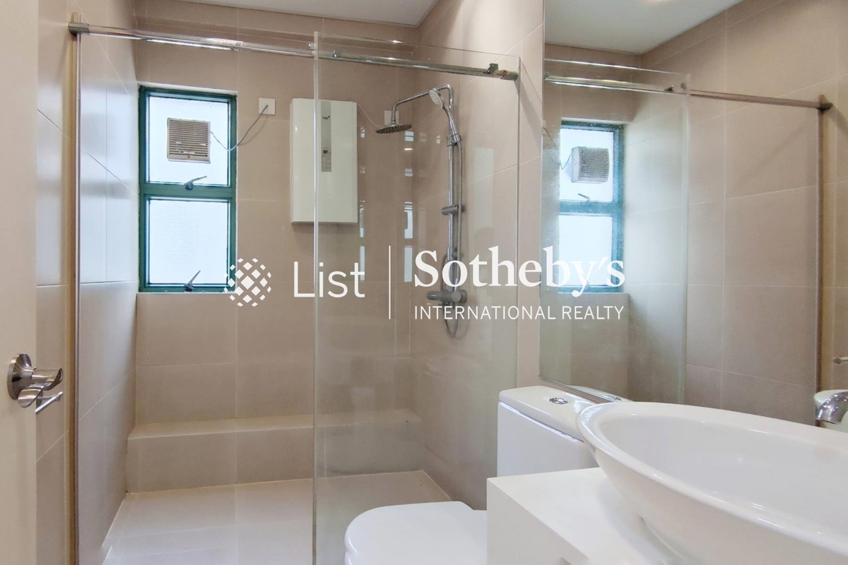 Robinson Place 雍景臺 | Guest Bathroom