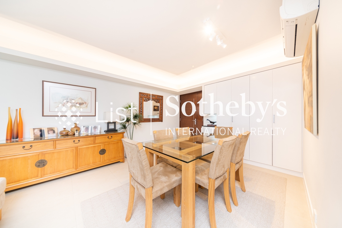 Robinson Place 雍景臺 | Living and Dining Room