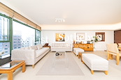 Robinson Place 雍景臺 | Living and Dining Room