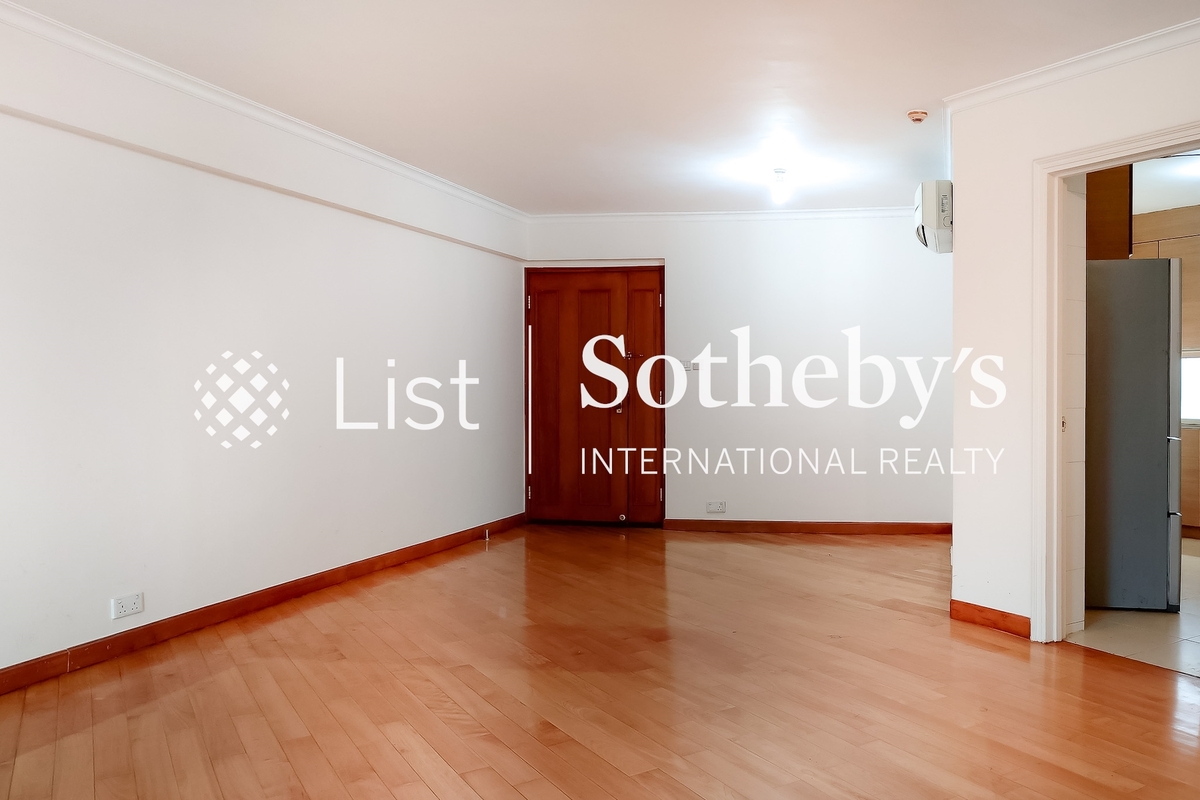 Robinson Place 雍景臺 | Living and Dining Room