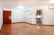 Robinson Place 雍景臺 | Living and Dining Room