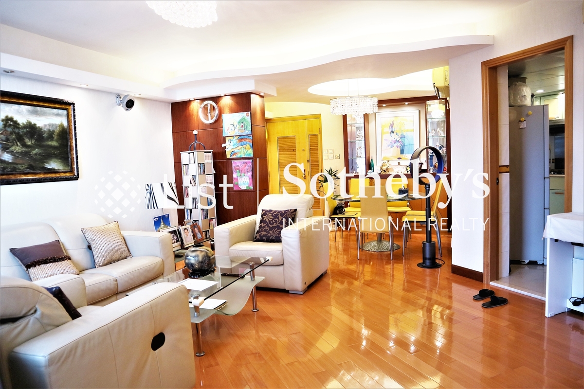 Robinson Place 雍景臺 | Living and Dining Room