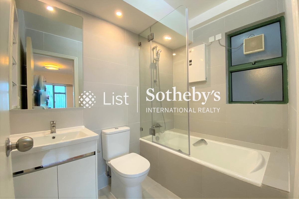 Robinson Place 雍景臺 | Master Bathroom