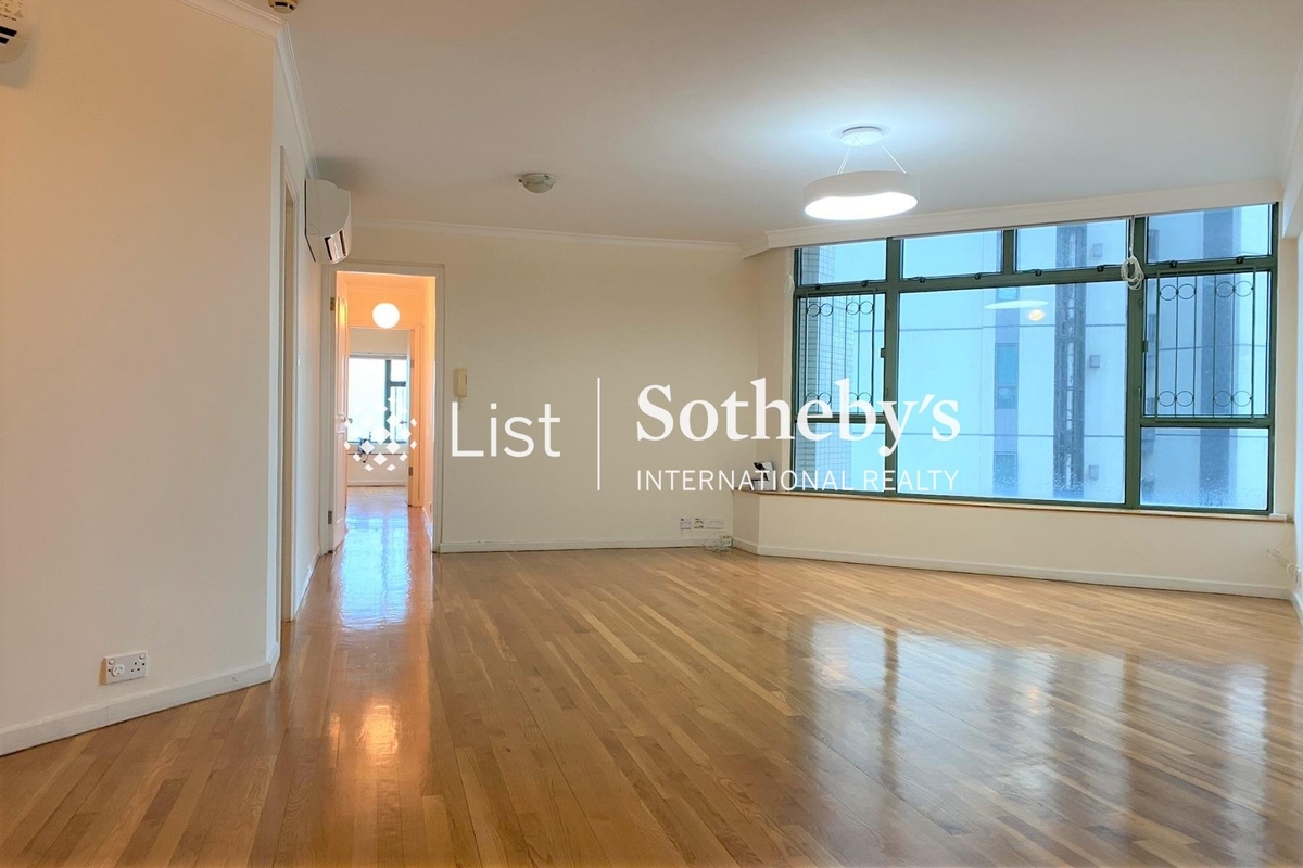 Robinson Place 雍景臺 | Living and Dining Room