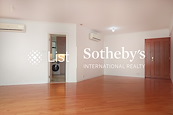 Robinson Place 雍景臺 | Living and Dining Room
