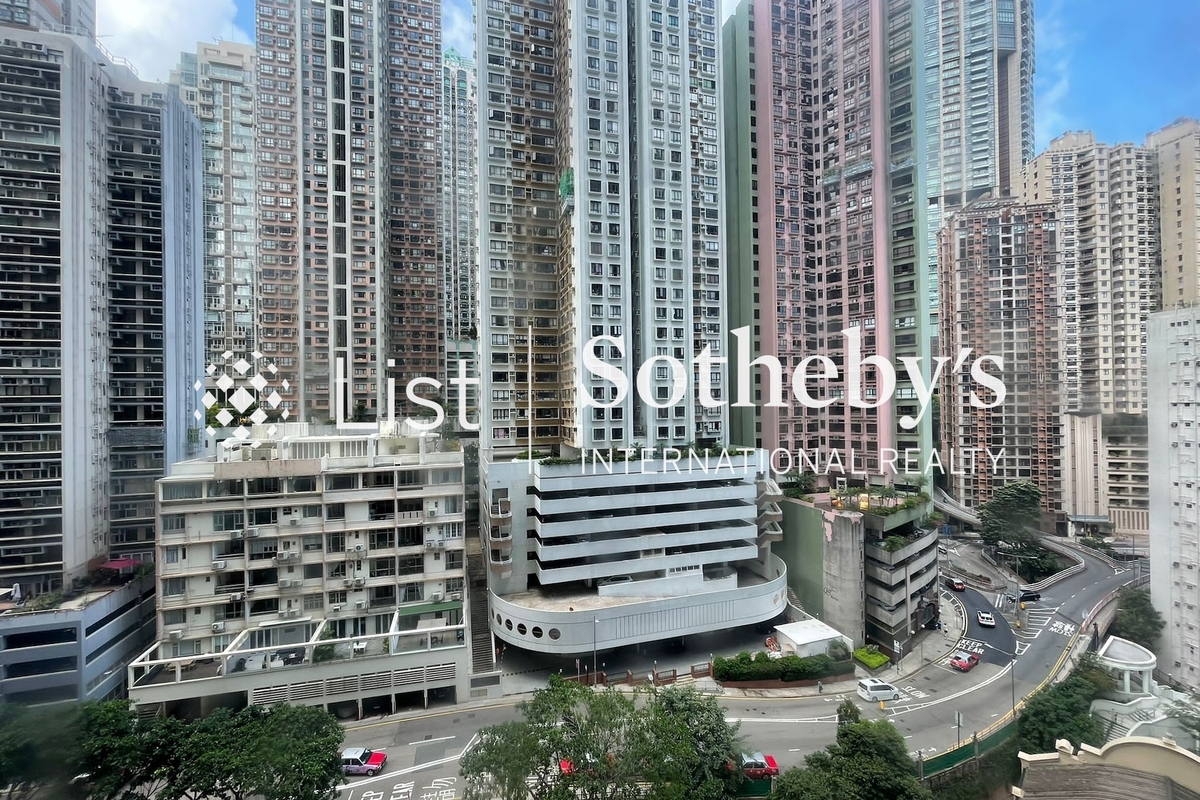 Robinson Place 雍景台 | View from Living and Dining Room
