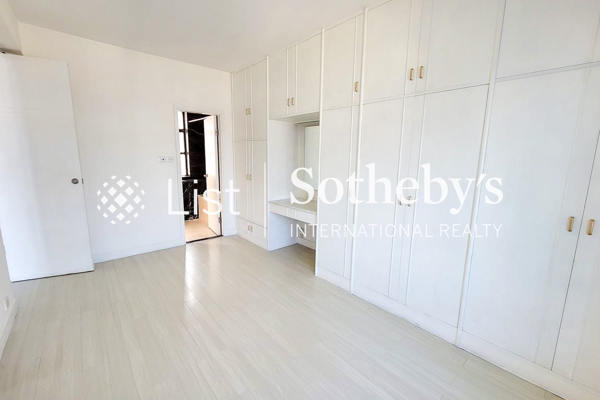Scenic Heights 富景花園 | Master Bedroom