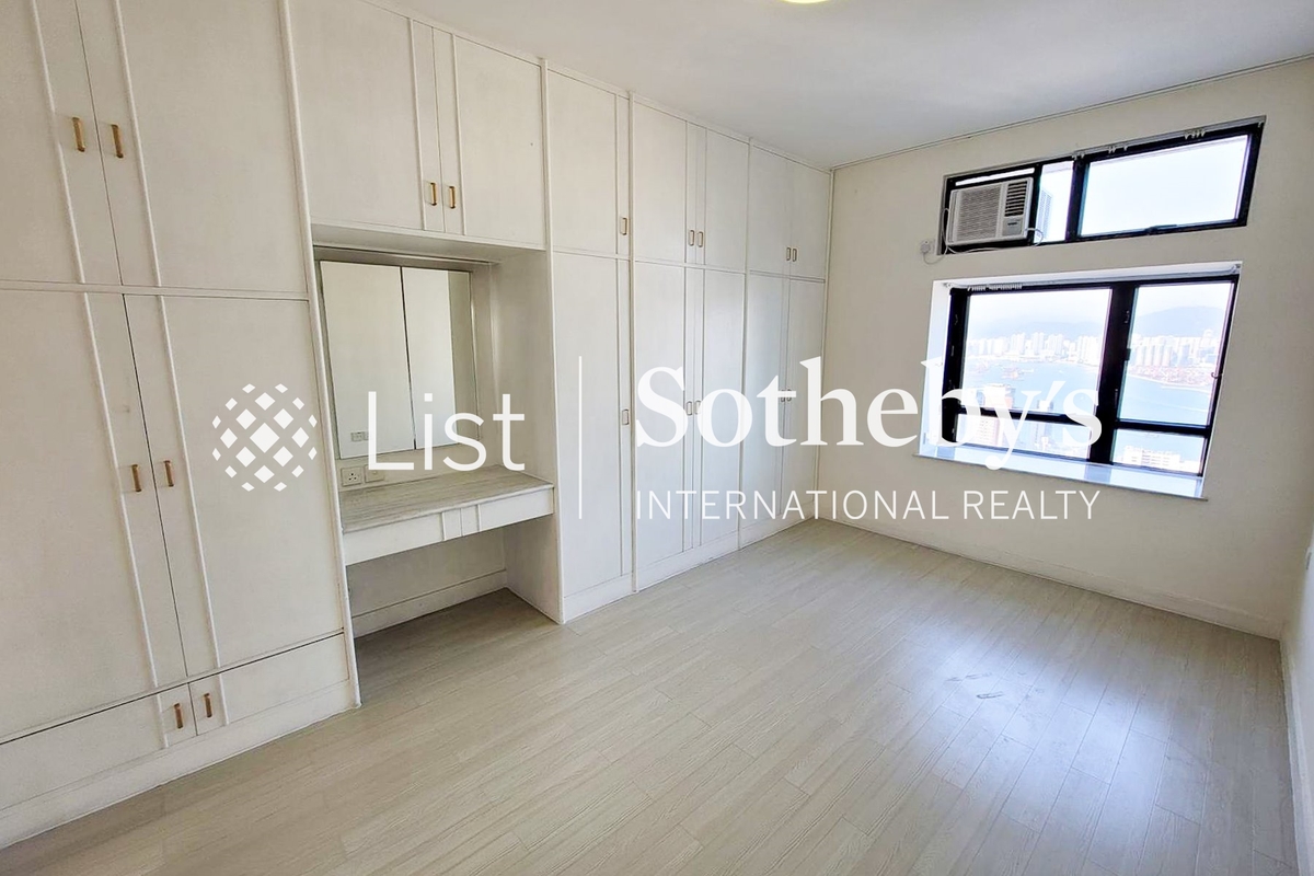 Scenic Heights 富景花園 | Master Bedroom