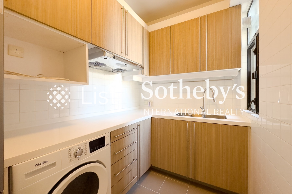 Scenic Heights 富景花園 | Kitchen